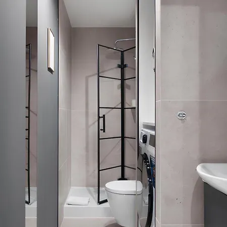 Apartment Flatbook - Center Scala Moderna