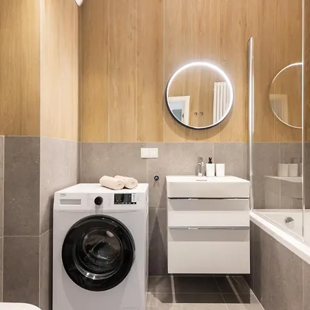 Flatbook - Center Scala Moderna Daire